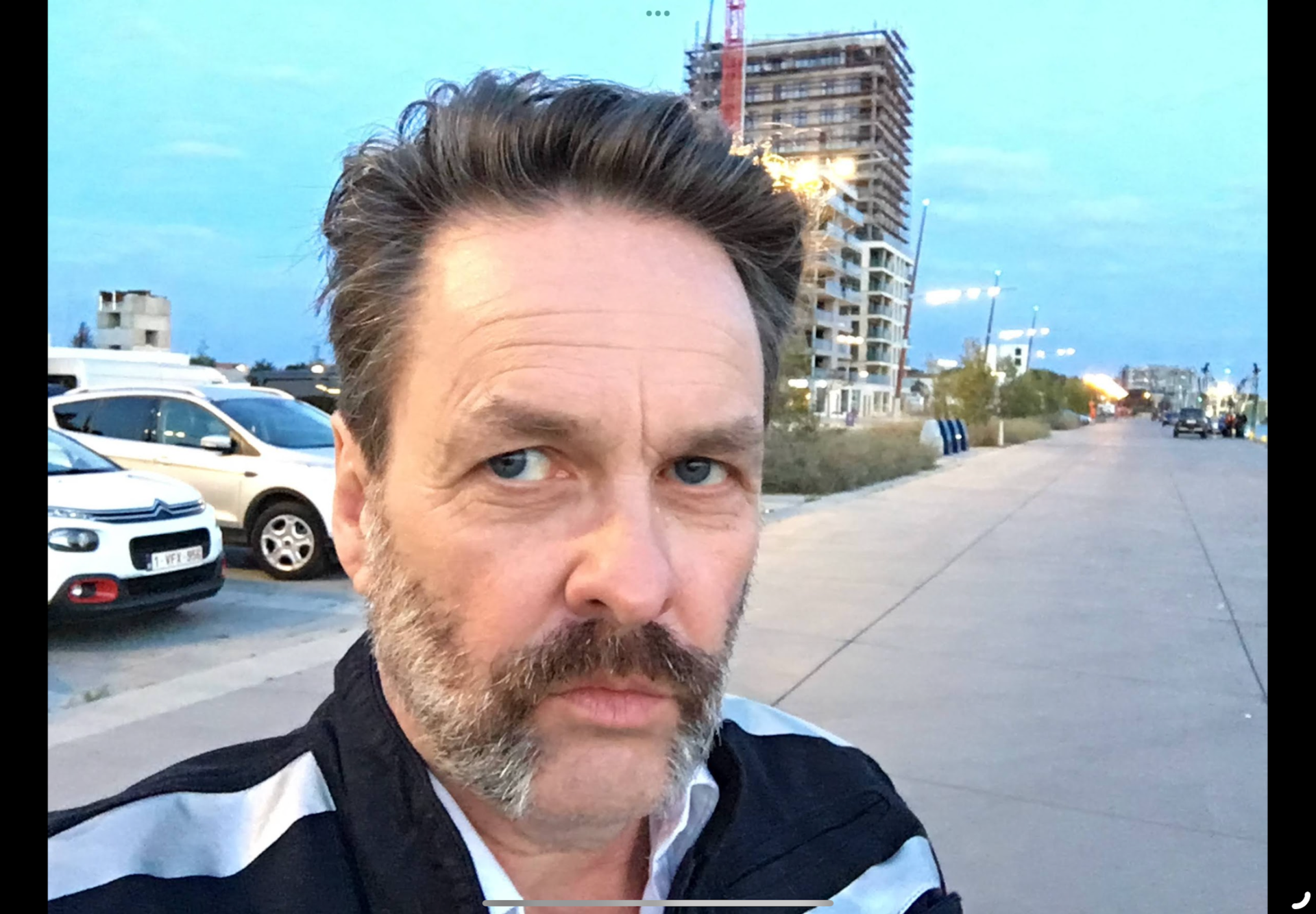 Gilbert Gesqiuere - Onder Vuur